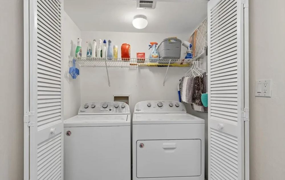 Full-size washer and dryer for a full season stay at the Marco Island snowbird rental